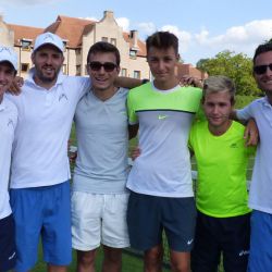 Freunde im Tenniscamp